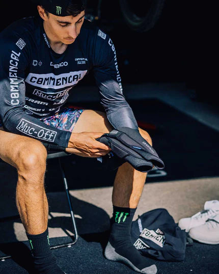 מגן ברכיים DHaRCO DH Jr