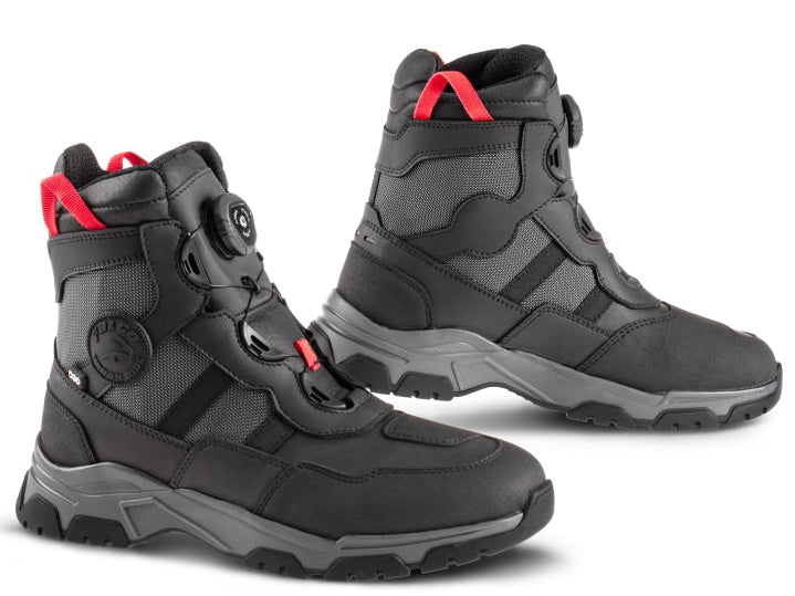 מגף אדוונצ'ר Arrakis II מבית Falco שחור