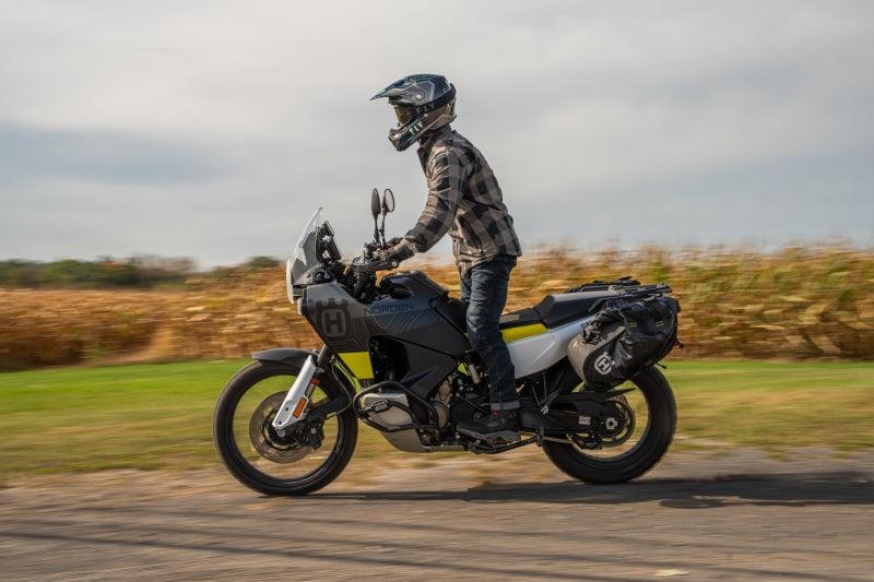 מגף אדוונצ'ר Arrakis מבית Falco שחור