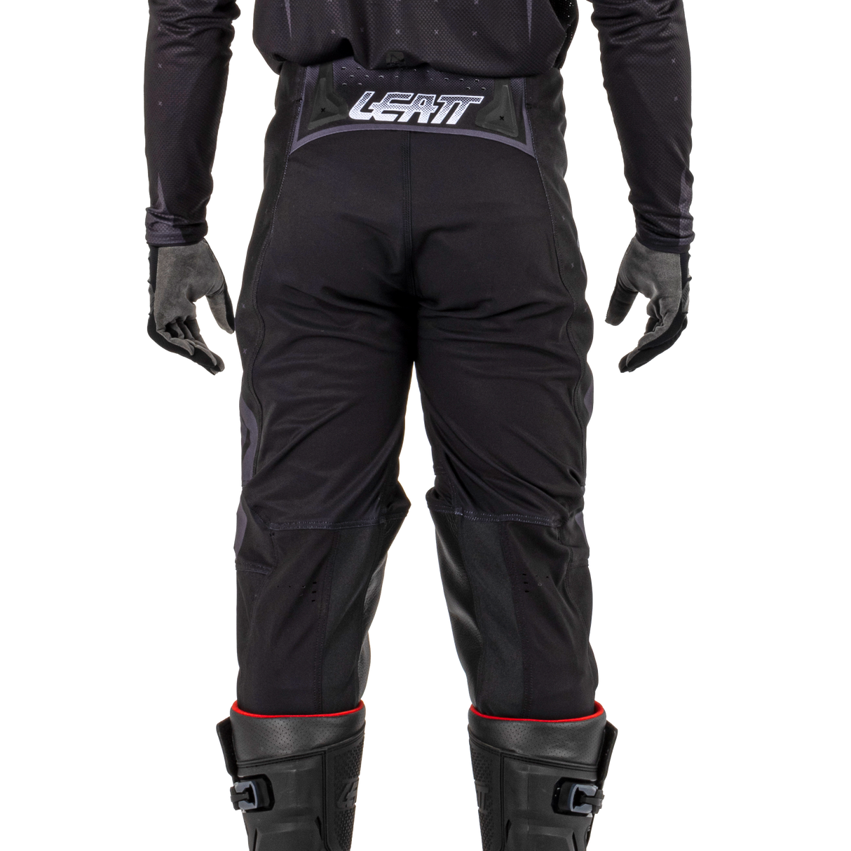 סט מכנס וחולצה 4.5 Lite Stealth V25