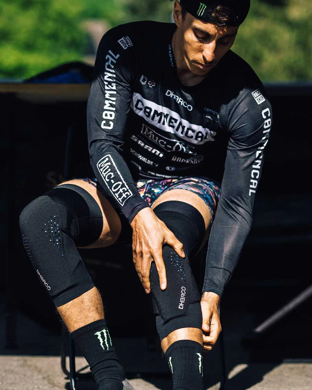 מגן ברכיים DHaRCO Gravity