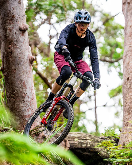 מגן ברכיים DHaRCO Trail