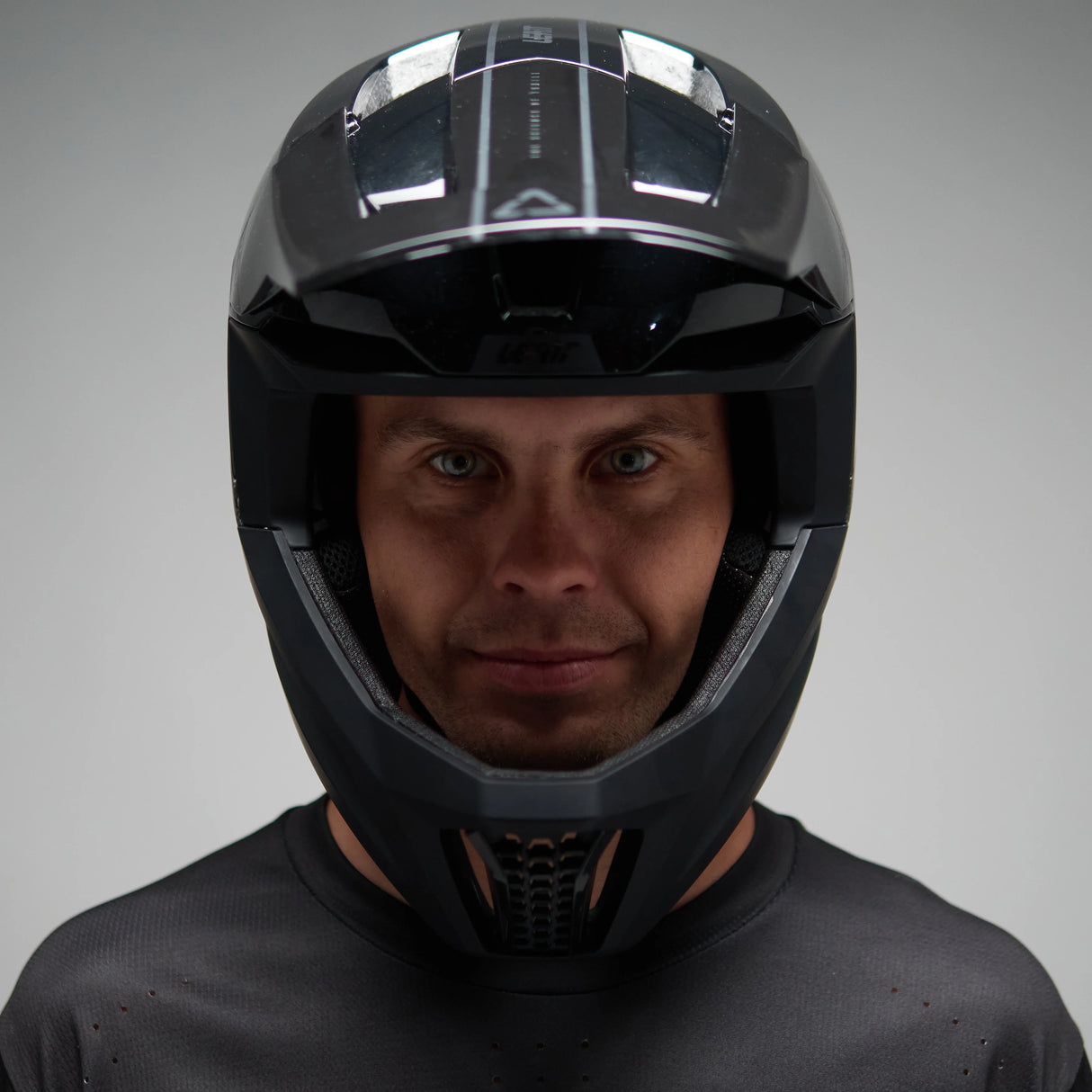 קסדה MTB Gravity 5.0 V26 Black