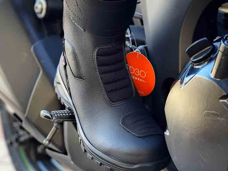 מגף אדוונצ'ר Liberty 3 מבית Falco שחור