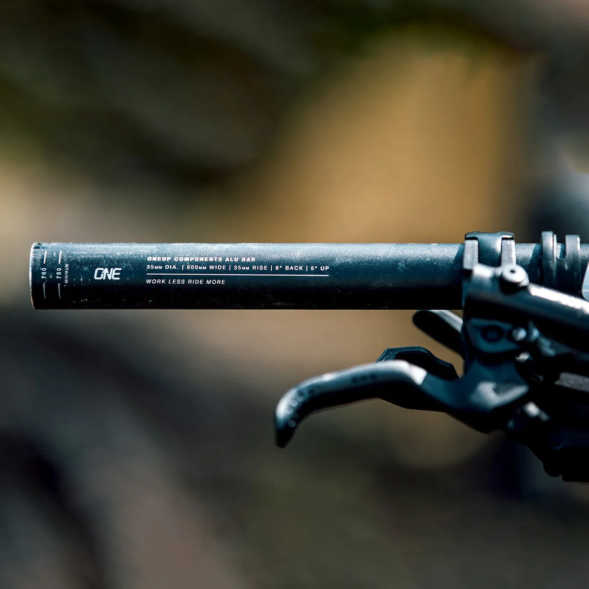 כידון אלומיניום OneUp שחור 800/35 גובה 35 מ"מ