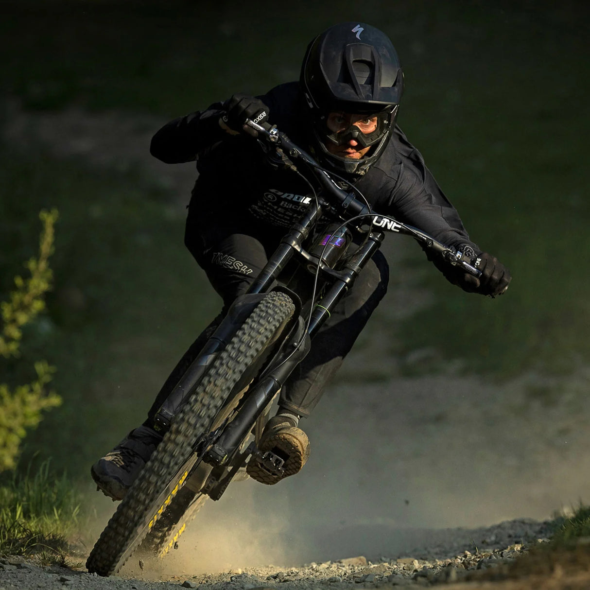 כידון אלומיניום OneUp שחור 800/35 גובה 35 מ"מ