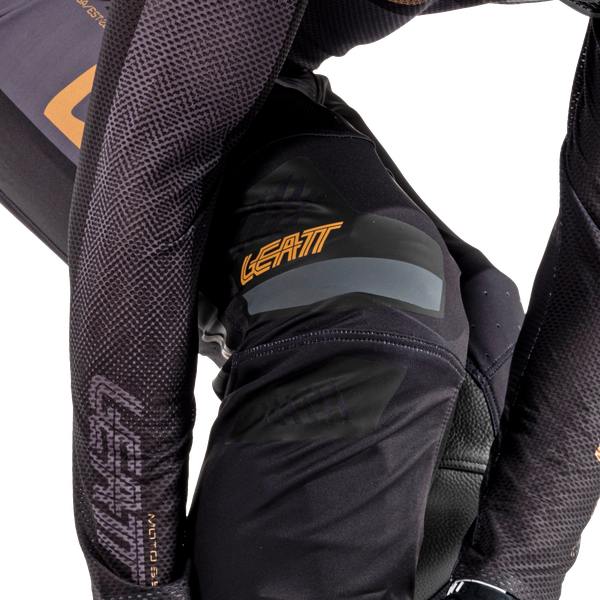 סט מכנס וחולצה 5.5 Stealth V25 - Leatt