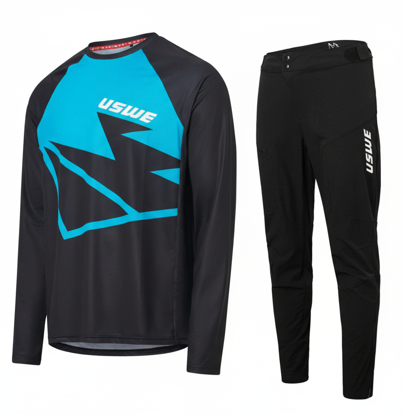 חולצה ומכנס רכיבה