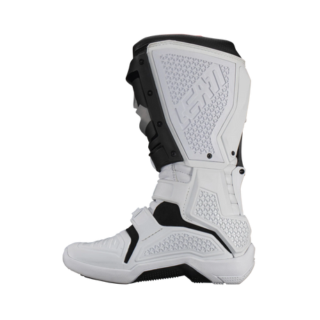 מגף 5.5 FlexLock White - Leatt
