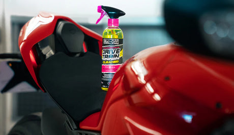נוזל ניקוי מערכת הנעה 500 מ"ל Muc-Off Powersports Drivetrain