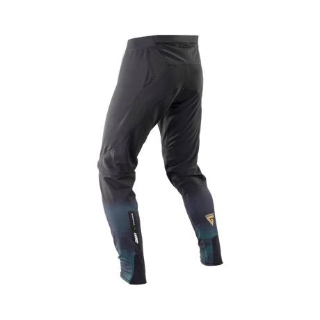 סט מכנס וחולצה Leatt MTB Gravity 1.0 מהדורת Szymon Godziek