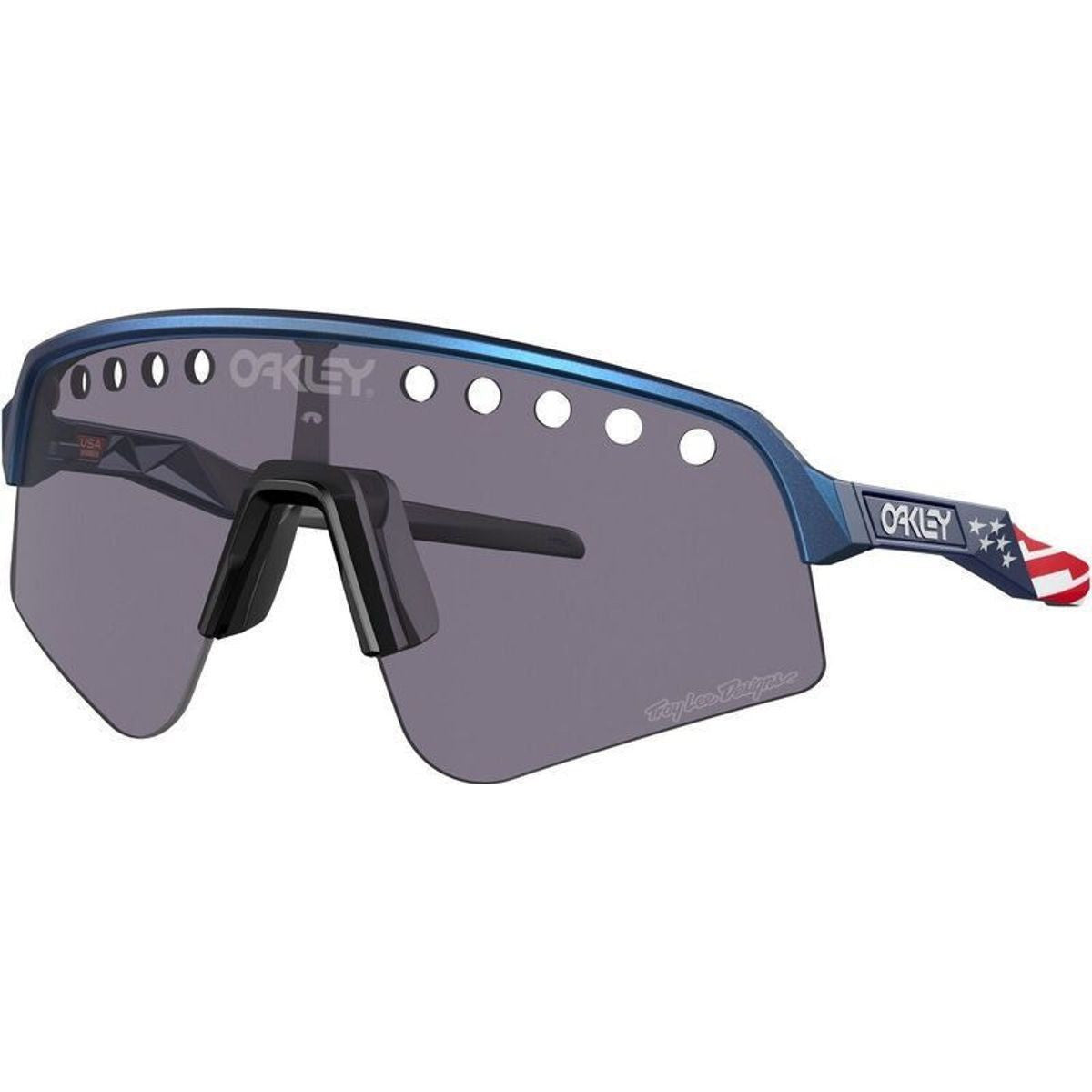 Oakley Sutro Lite Sweep Prizm Grey Lenses, TLD Blue Colourshiftt Frame