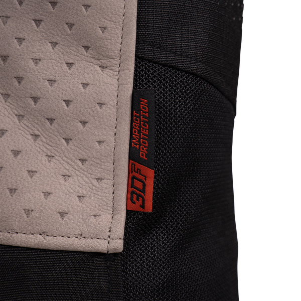 מכנס אדוונצ'ר FlowTour 5.5 Stealth
