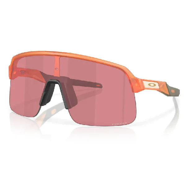 משקפי שמש Oakley Sutro Lite S Prizm Dark Golf Lenses, Matte Transparent Ginger Frame - Oakley