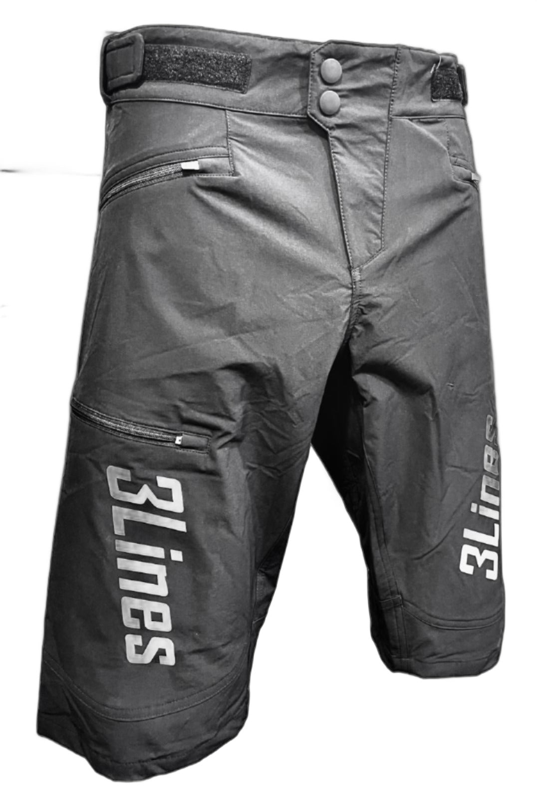 threelinesshortsfrontview