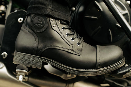 מגף רכיבה קלאסי Kaspar מבית Falco שחור