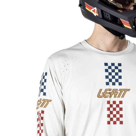 חולצת רכיבה ארוכה גברים MTB Enduro 4.0 Cream V25