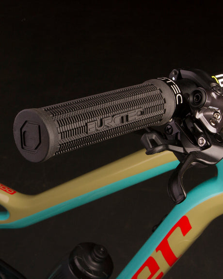 The Bartender Pro Greg Minnaar Signature Grip - Black